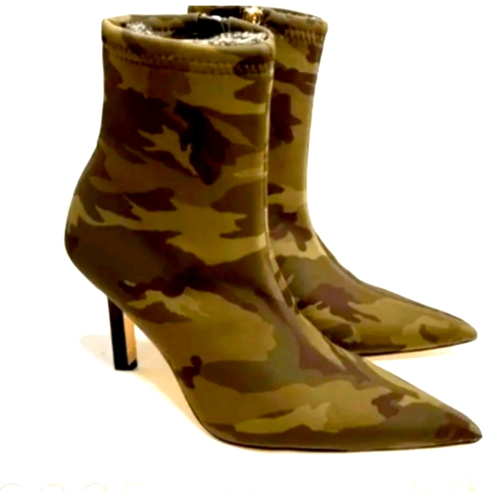 Good American Boots, size 8, NWT
